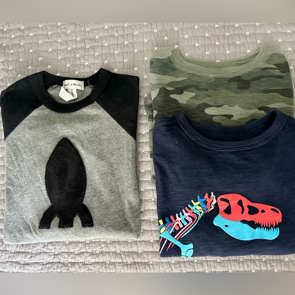 Boys long sleeve. Size 6. Great condition. - Picture 1 of 9